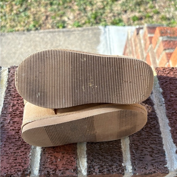 Cozy Tan Kids Boots - Picture 3 of 4